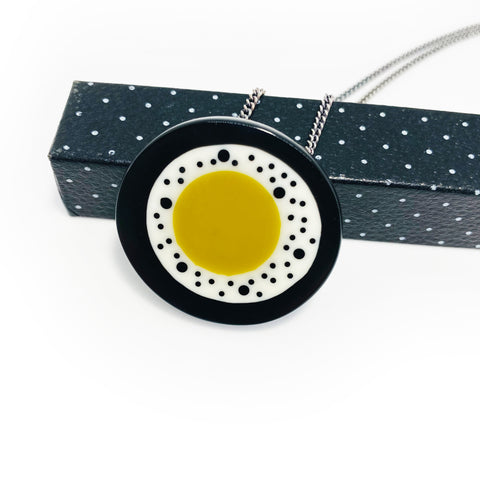 Dotty Oval Necklace
